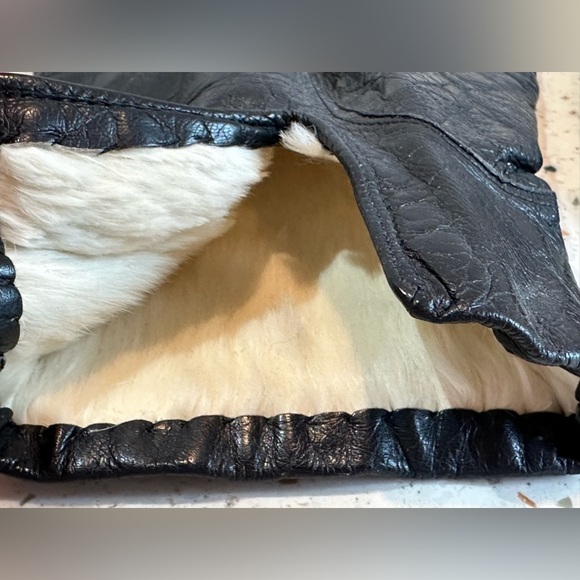 Vintage Black Leather Gloves with Rabbit Fur Lining‎ Made Italy - Picture 4 of 12